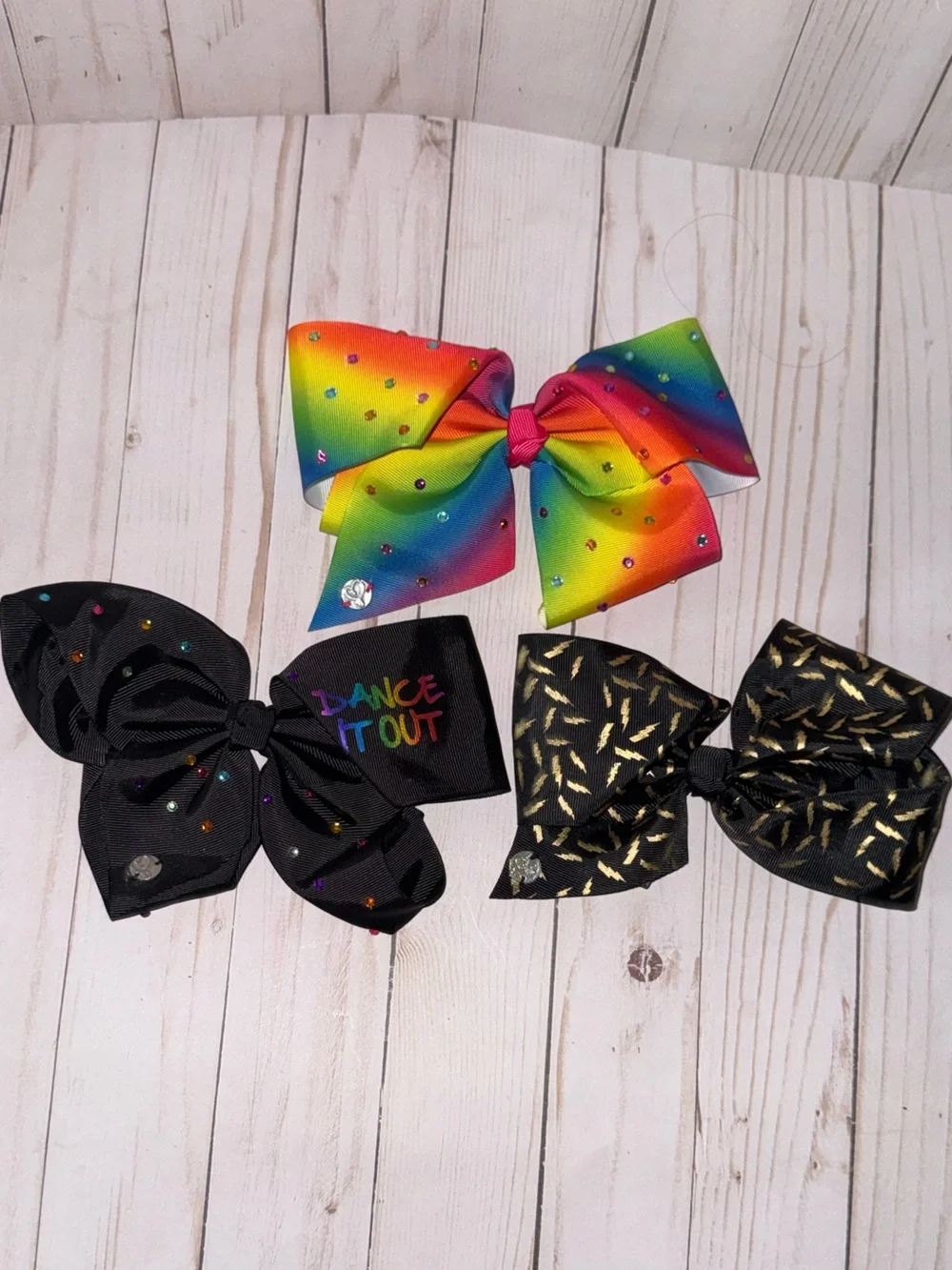 Jojo bows